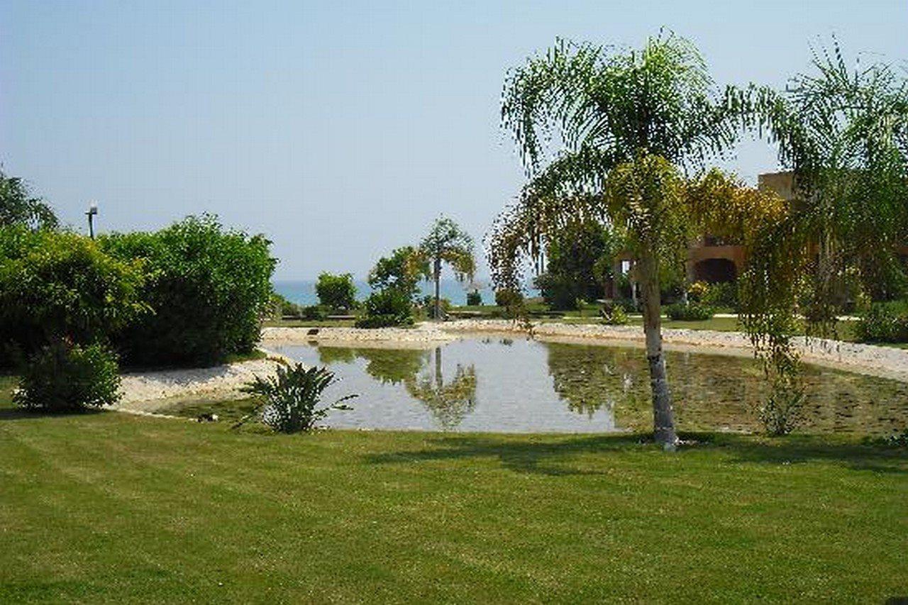 Moevenpick Resort El Sokhna Ain Sukhna Exterior foto The campus of the University of Patras