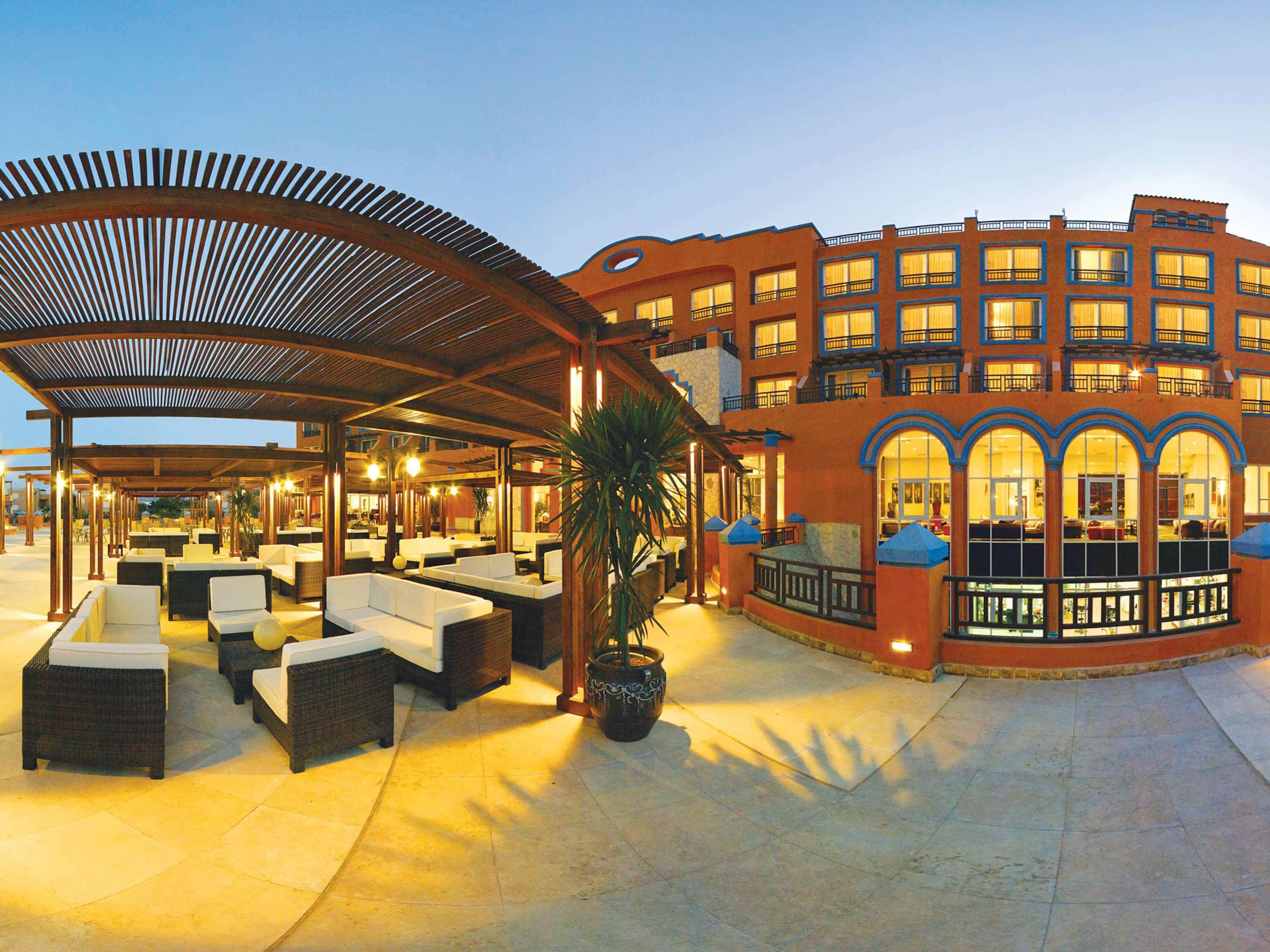 Moevenpick Resort El Sokhna Ain Sukhna Exterior foto The hotel's main restaurant